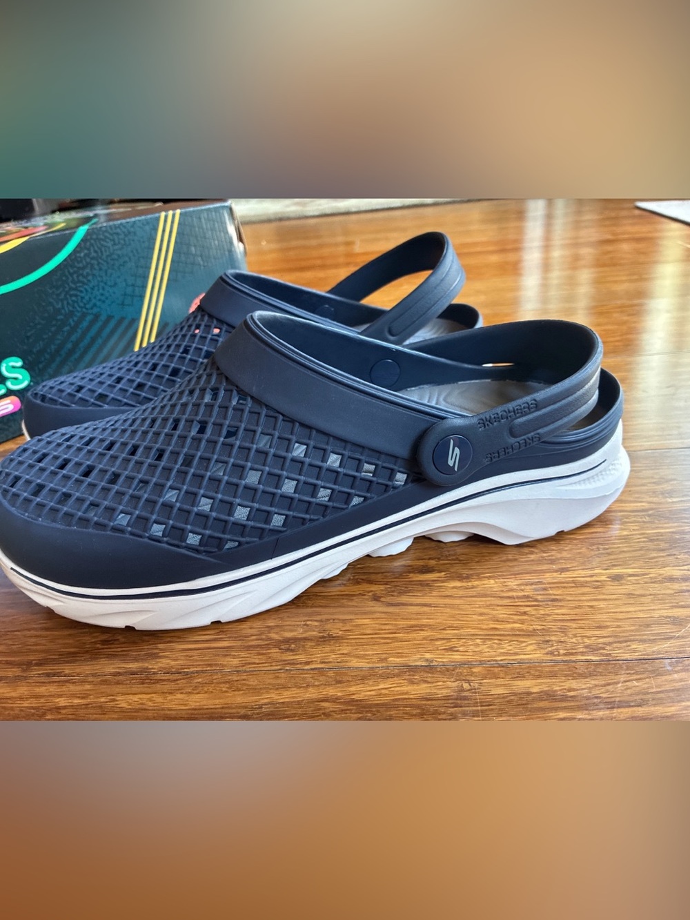 Sketchers Foamies Men’s 10 Clog Shoe New/Box - Picture 5 of 8